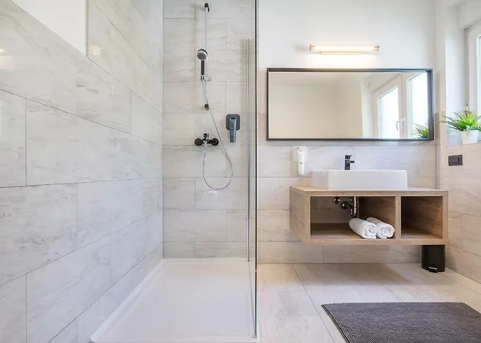 Bardo * オパティヤ