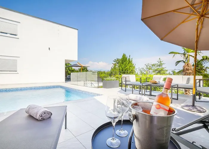 Bardo * オパティヤ