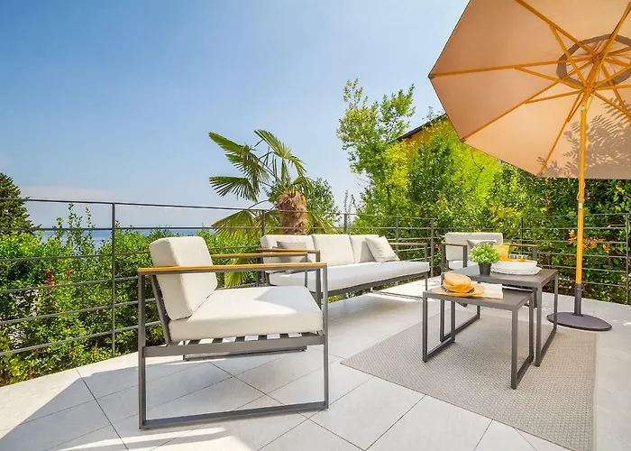 Bardo ヴィラ オパティヤ